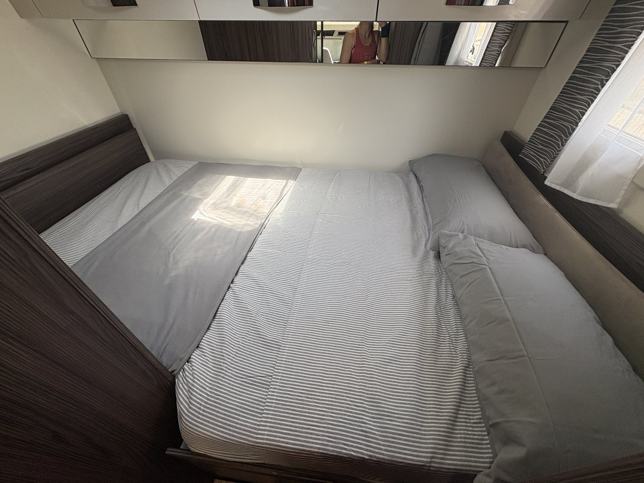Interior de la Benimar Tessoro 442 — 7