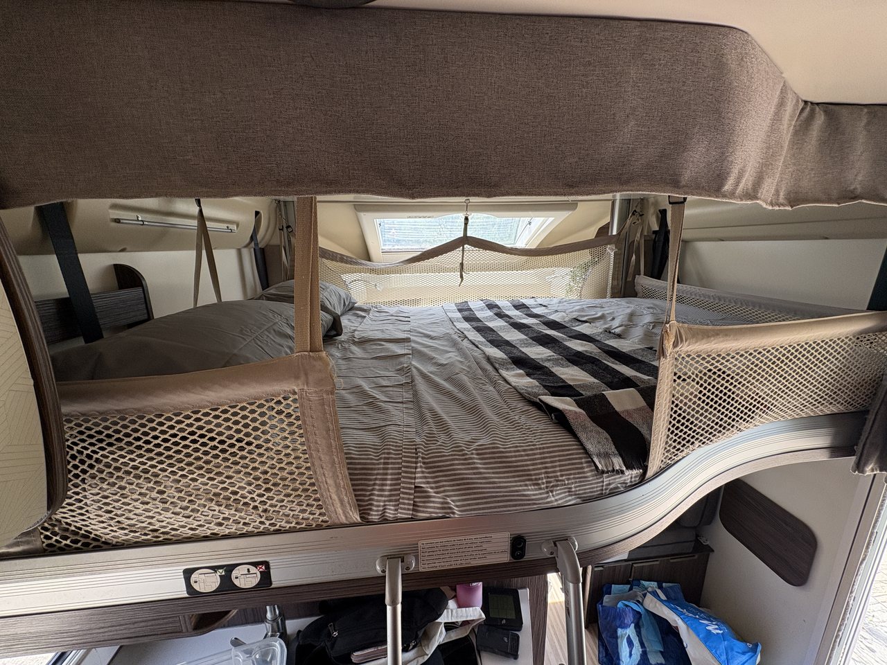 Interior de la Benimar Tessoro 442 — 9