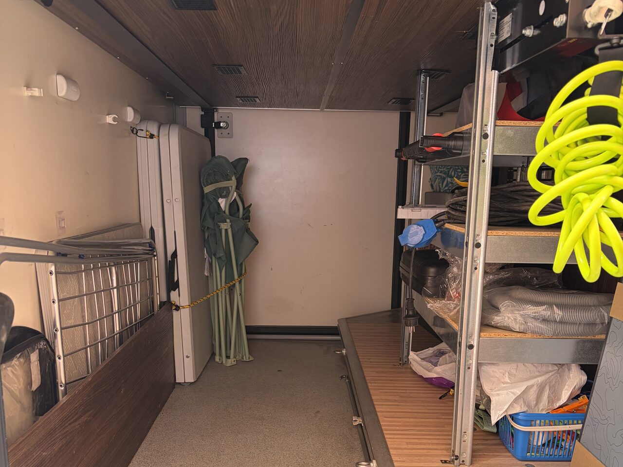 Benimar Tessoro 442 interior — 11